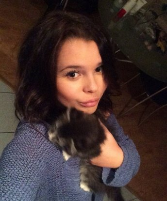Живу в Москве, и моя нежность и опыт позволят тебе расслабиться и наслаждаться каждой минутой в моей компании. Я знаю, как доставить удовольствие и подарить тебе незабываемые моменты. Мои услуги обширны и варьируются от классического эскорта до экзотической фантазии. Фото, отзывы и возможности доступны по запросу. Позволь мне увлечь тебя в мир наслаждения. 😘 Кристина