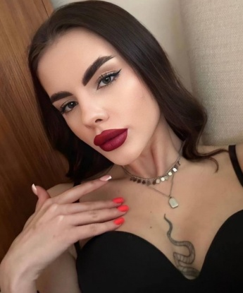 Анкета проститутки Елочка - Фото 1, Круглое поле, 22 года, №9789
